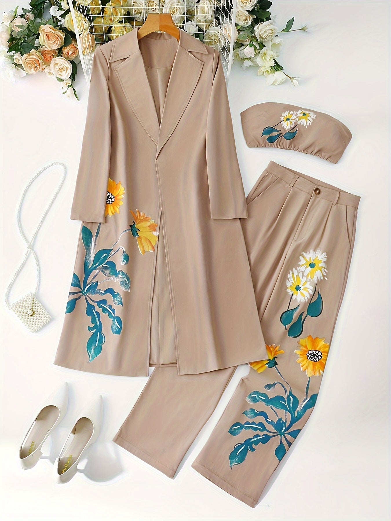 Liana – Blomstermønster 3-delt sæt med langærmet trenchcoat bukser og bandeau-top Lundbutik