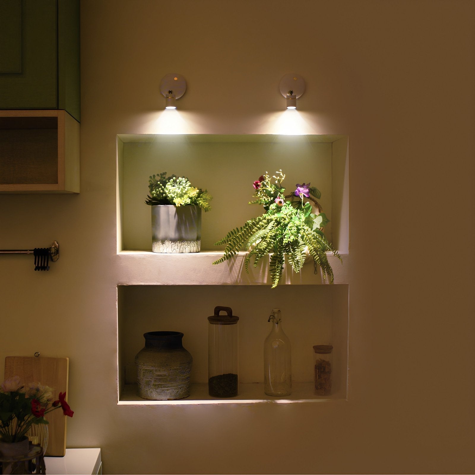 EmilGlow - Trådløse LED-spotlights med justerbar vinkel og nem montering Lundbutik