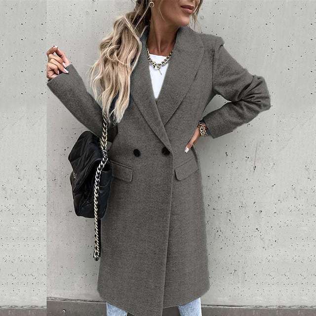 Carla - Afslappet reverskrave Lang uldfrakke med knapper og lommer Lundbutik