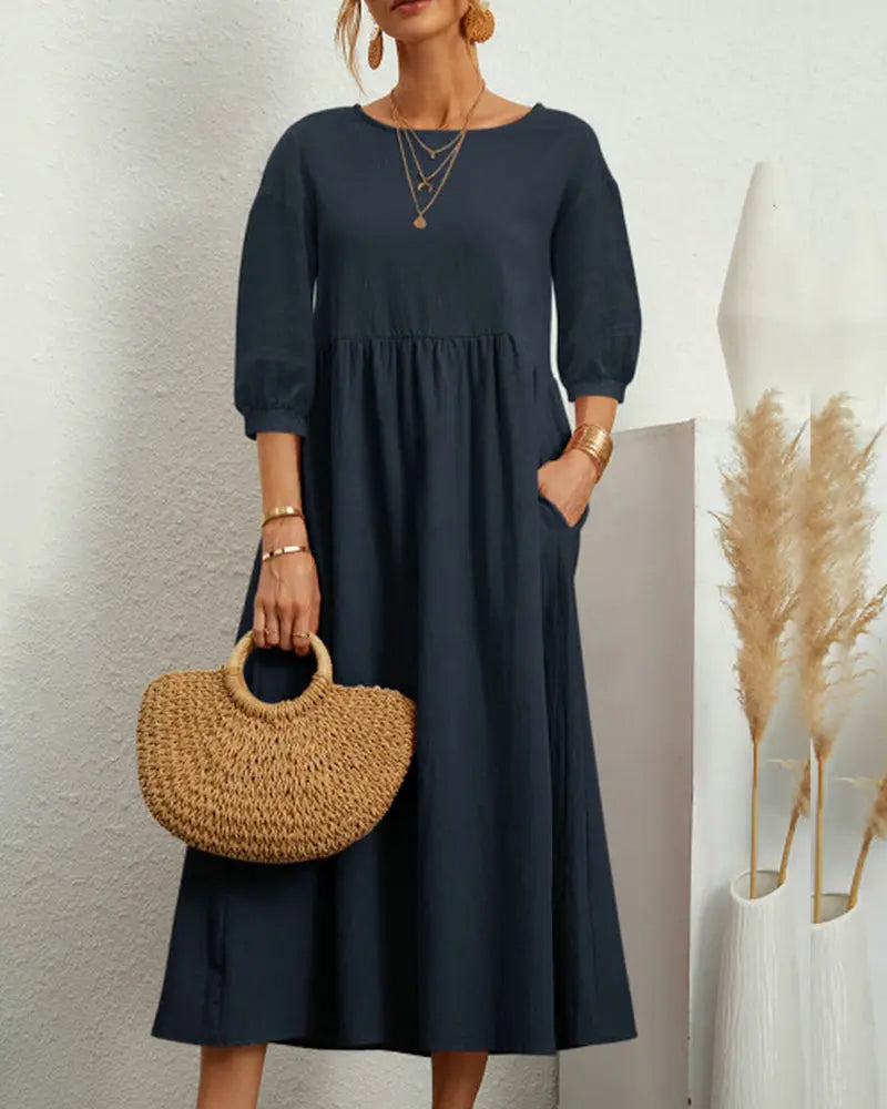Doris - Løs midikjole med rund hals og halve ærmer-Dresses-Lundbutik-Marineblå-S-Lund Butik