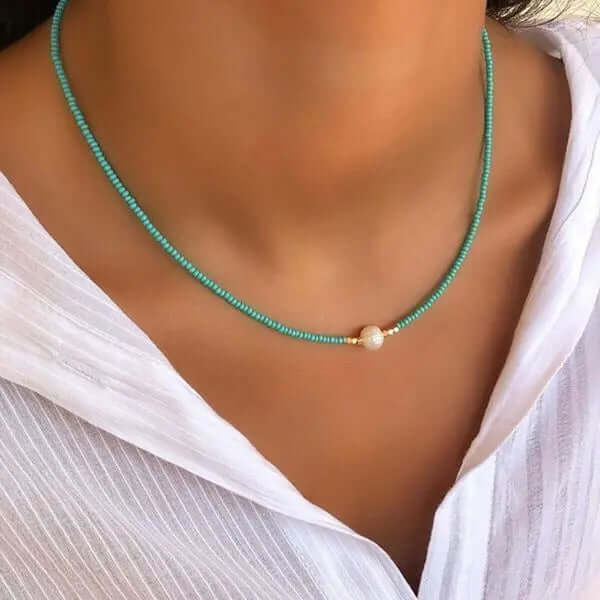 LuxePearl - Elegant halskæde med central perle for tidløs sofistikering og stil-Jewellery-Lundbutik-Lund Butik