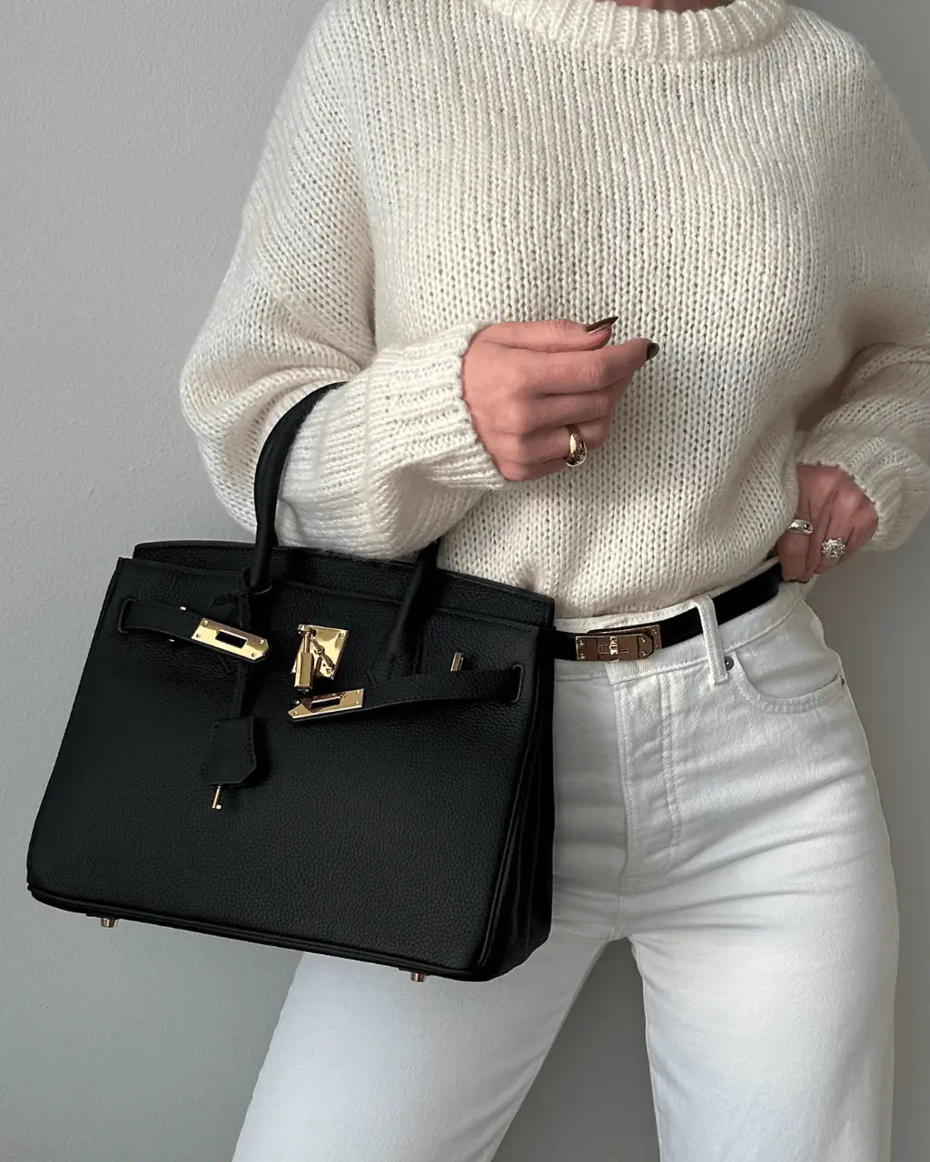 Isadora - Stilfuld håndtaske med justerbar rem og rummelig opbevaring-Handbags-Lundbutik-Lund Butik