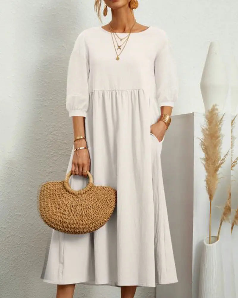 Doris - Løs midikjole med rund hals og halve ærmer-Dresses-Lundbutik-Hvid-S-Lund Butik