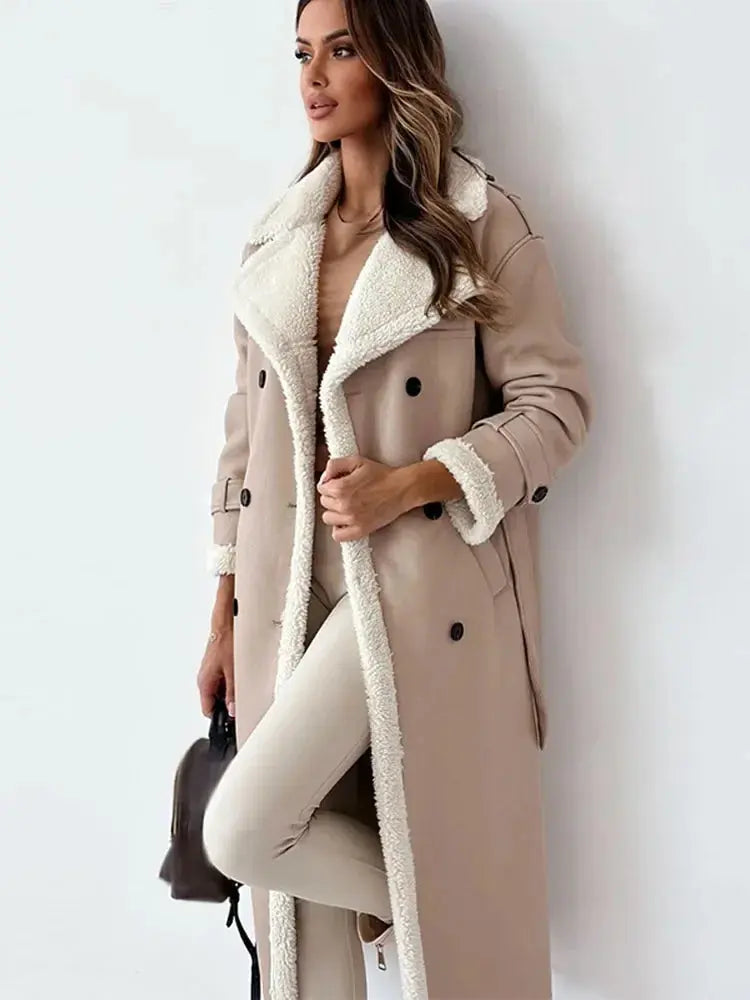 Leona - Langærmet fleeceforet frakke med bælte og lommer-Jackets-Lundbutik-Beige-S-Lund Butik