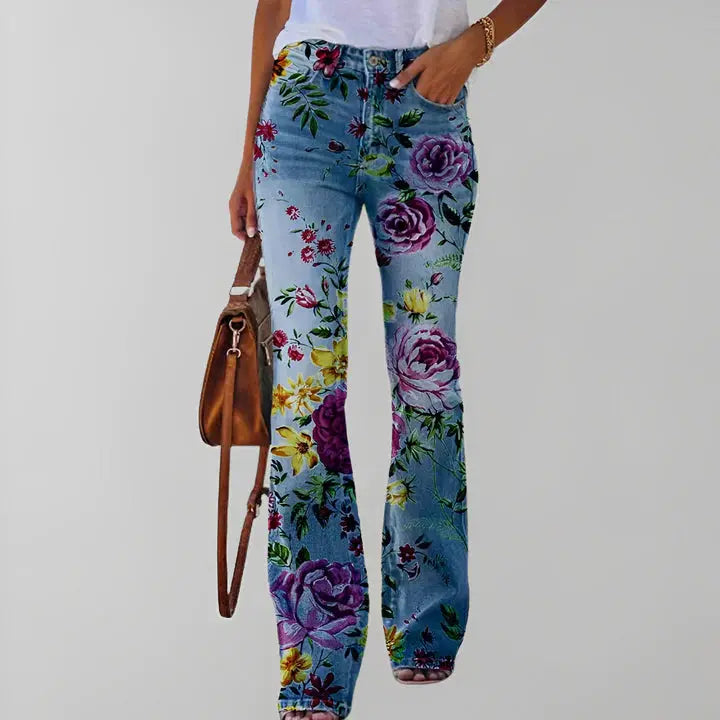 Cecilie - Afslappede bukser med klokkebund med blomstermønster og lommer-Pants-Lundbutik-Lilla rose-S-Lund Butik