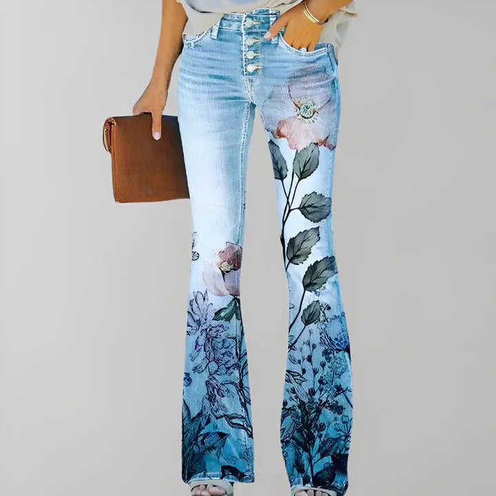 Cecilie - Afslappede bukser med klokkebund med blomstermønster og lommer-Pants-Lundbutik-Lyserød blomst-S-Lund Butik
