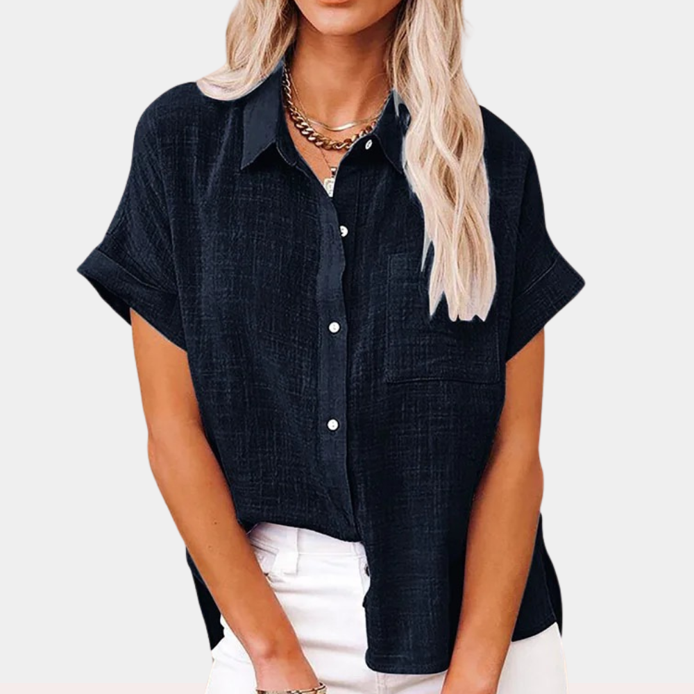 Monika - Løs pasform bluse med korte ærmer og knapper Lundbutik