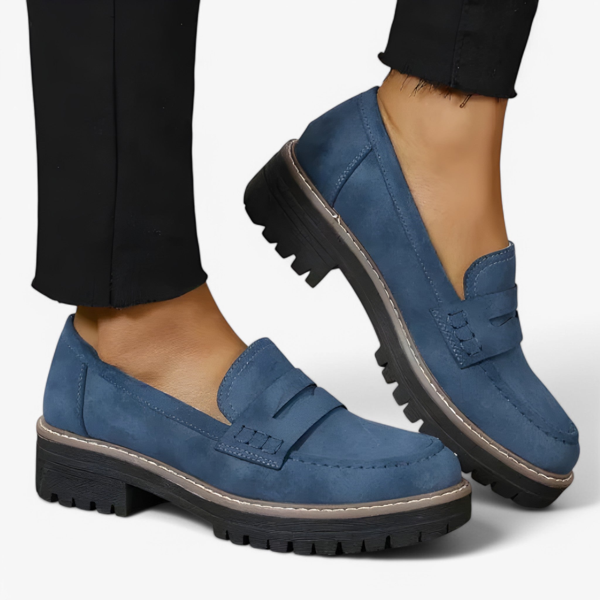 Alita – Stilfulde mokkasiner med kileformet sål og syninger Lundbutik