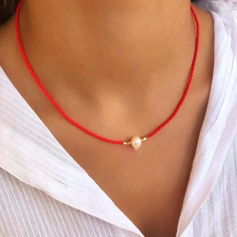 LuxePearl - Elegant halskæde med central perle for tidløs sofistikering og stil-Jewellery-Lundbutik-Lund Butik